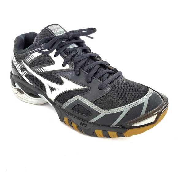 mizuno wave bolt 8